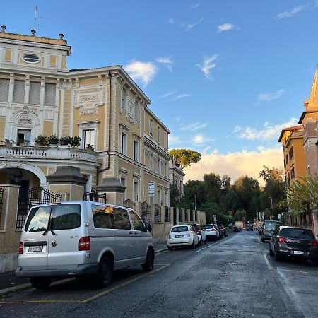 La Tua Casa Nel Centro Di Roma Apartment Exterior photo